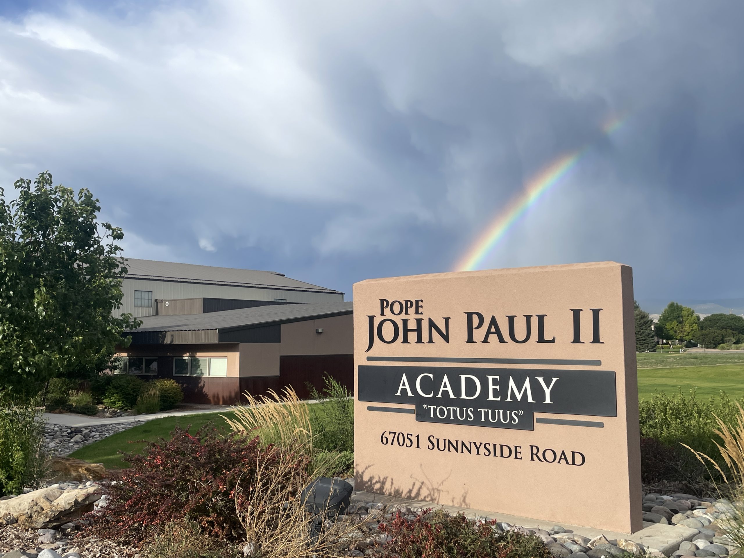 Popejohnpaulii rainbow2